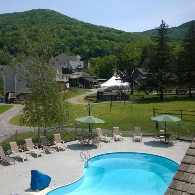 Gorgeous New Zen Suite Sleeps 4-Ski On Off Jiminy Hancock Exteriör bild